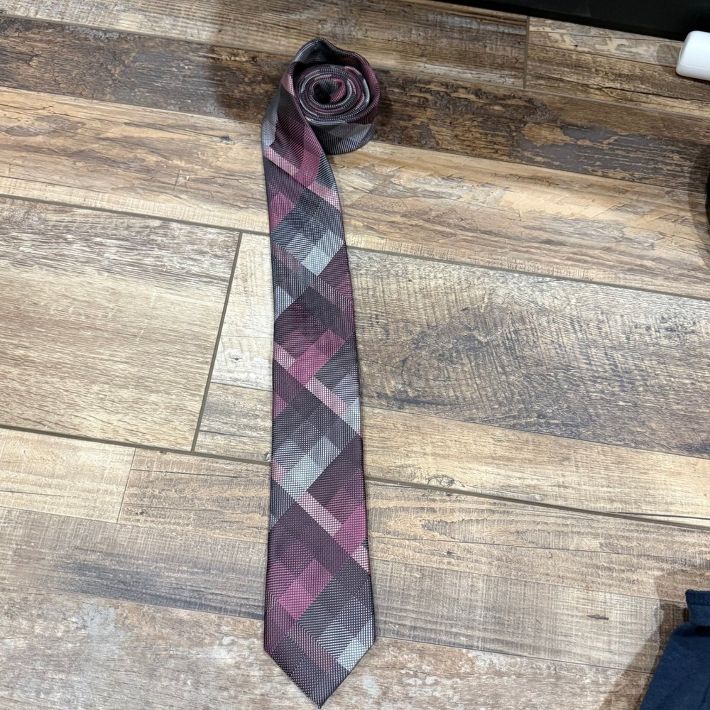 Bespoke New York Mens Plaid Necktie Plum Grey Black Geometric Polyester Tie